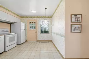 4431 E Lawnview Ave, Pittsburgh, PA 15227 - Photo 30