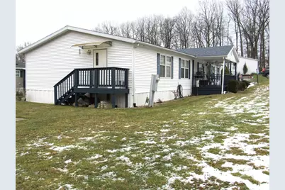 719 Joy Ln, Center Township, PA 16001 - Photo 2