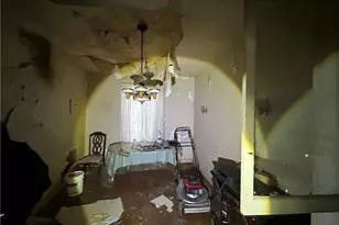 1055 Blackadore St, Homewood Brushton, PA 15221 - Photo 4