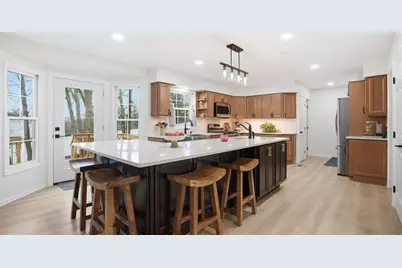 402 Lundy Ct, Cranberry Township, PA 16066 - Photo 10