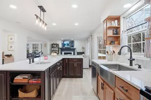 402 Lundy Ct, Cranberry Township, PA 16066 - Photo 12