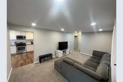 737 Garlow Blvd, Pittsburgh, PA 15239 - Photo 8