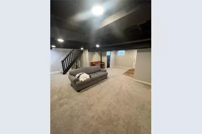 737 Garlow Blvd, Pittsburgh, PA 15239 - Photo 6