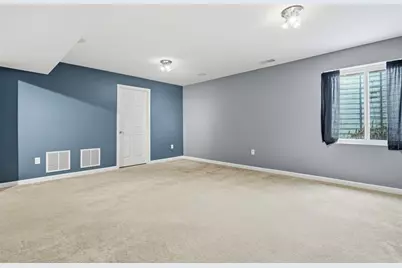 613 Glengarry Ct, Pittsburgh, PA 15239 - Photo 38