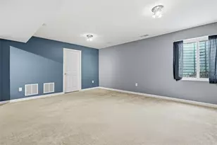 613 Glengarry Ct, Pittsburgh, PA 15239 - Photo 38