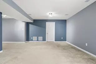 613 Glengarry Ct, Pittsburgh, PA 15239 - Photo 32