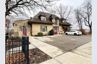 304 Rhodes Place, New Castle, PA 16101 - Photo 1