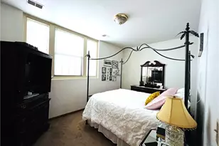 304 Rhodes Pl, New Castle, PA 16101 - Photo 26