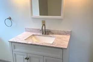 304 Rhodes Pl, New Castle, PA 16101 - Photo 14