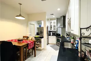 304 Rhodes Pl, New Castle, PA 16101 - Photo 18