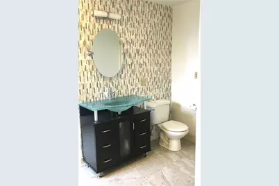 304 Rhodes Place, New Castle, PA 16101 - Photo 24