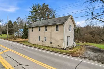 995 Mercer Ave, Hermitage, PA 16148 - Photo 1