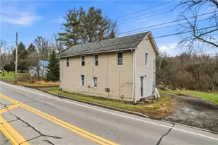 995 Mercer Ave, Hermitage, PA 16148 - Photo 1