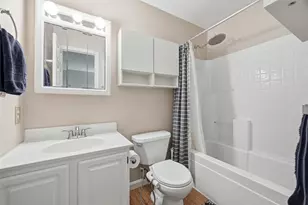 424 Redwood Ct, Ross Twp, PA 15202 - Photo 18