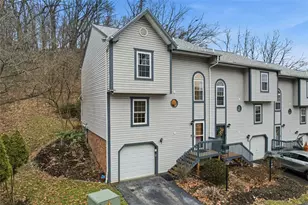 424 Redwood Ct, Ross Twp, PA 15202 - Photo 1