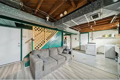 6857 Tunnelview Dr, Pittsburgh, PA 15235 - Photo 12