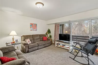 5081 Sanlin Dr, Moon/Crescent Twp, PA 15108 - Photo 6