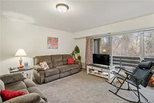 5081 Sanlin Dr, Moon/Crescent Twp, PA 15108 - Photo 6