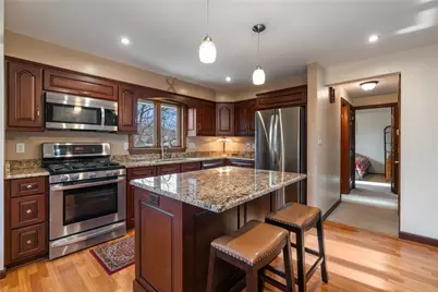 990 Holly Lynne Drive, South Park, PA 15236 - Photo 10
