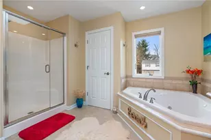 990 Holly Lynne Dr, South Park, PA 15236 - Photo 18