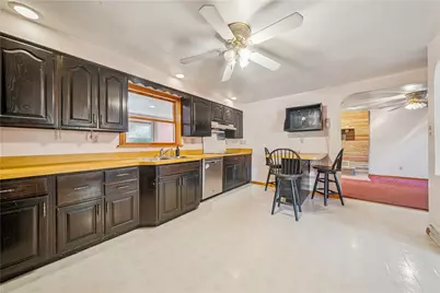 361 Maple Rd, Pittsburgh, PA 15239 - Photo 8