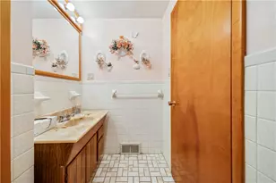 361 Maple Rd, Pittsburgh, PA 15239 - Photo 20