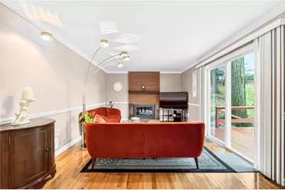 8576 W Barkhurst Dr, Pittsburgh, PA 15237 - Photo 6