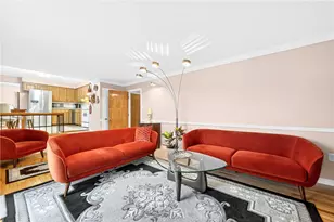 8576 W Barkhurst Dr, Pittsburgh, PA 15237 - Photo 8