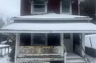 131 Pleasantview Ave, Butler, PA 16001 - Photo 1