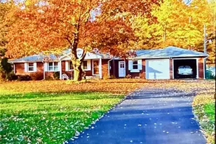 65 Glenn Rd, Findley Township, PA 16127 - Photo 2