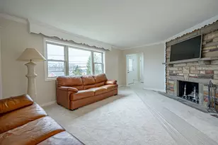 1435 Morrow Rd, Pittsburgh, PA 15241 - Photo 6