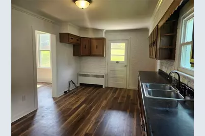 365 Chestnut, Hyde Park, PA 15641 - Photo 6