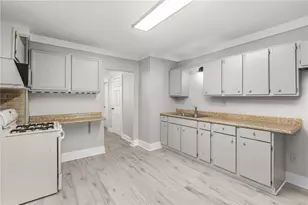 279 Boyleston St, Ambridge, PA 15003 - Photo 12