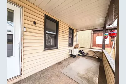 279 Boyleston St, Ambridge, PA 15003 - Photo 2