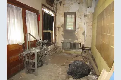 1111 Maple Ave, Turtle Creek, PA 15145 - Photo 6