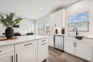 2002 Spinosa Ln, Penn Twp, PA 15644 - Photo 4