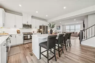 2002 Spinosa Ln, Penn Twp, PA 15644 - Photo 6