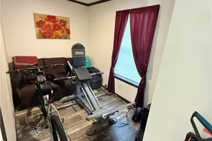 27 Manor Dr, Smith Township, PA 15019 - Photo 12