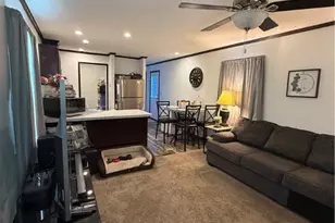 27 Manor Dr, Smith Township, PA 15019 - Photo 2