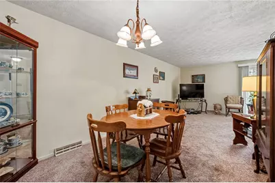 11 McKinley Square, Coraopolis, PA 15108 - Photo 10