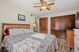 11 McKinley Square, Coraopolis, PA 15108 - Photo 18