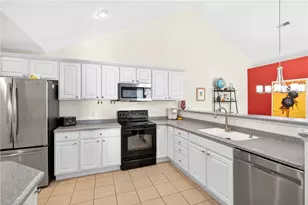 542 Fair Meadow Dr, Chartiers, PA 15301 - Photo 16