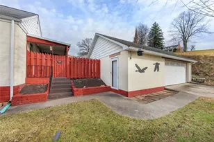 54 S Mill St, Menallen Township, PA 15468 - Photo 4