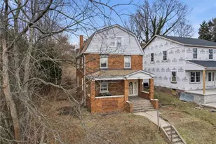 290 Glenwood Dr, Ambridge, PA 15003 - Photo 1