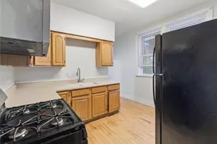 290 Glenwood Dr, Ambridge, PA 15003 - Photo 10