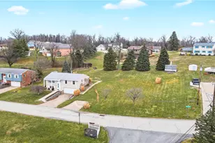 193 Oak Hill Dr, South Strabane, PA 15301 - Photo 2