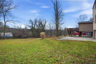 81 Longuevue Dr, Pittsburgh, PA 15228 - Photo 40