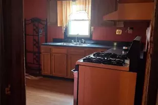 986 Coverdale St, Pittsburgh, PA 15220 - Photo 10