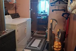 986 Coverdale St, Pittsburgh, PA 15220 - Photo 14