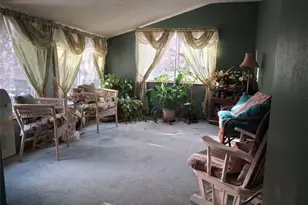 986 Coverdale St, Pittsburgh, PA 15220 - Photo 2